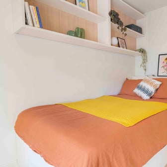Bronze En Suite - Image 1