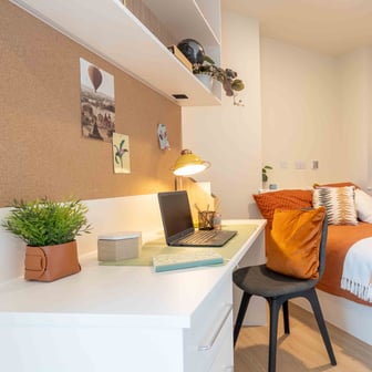 Silver En Suite Premium - Image 1