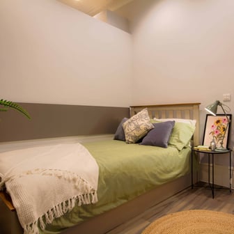 Diamond 1 Bed Apartment - Image 1
