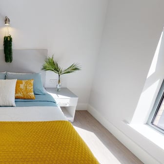 1 Bed Apartment - Image 1