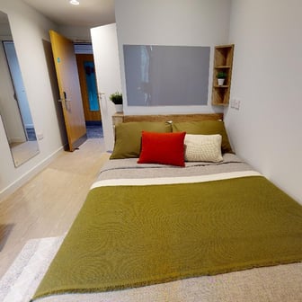 Copper En Suite - Image 1