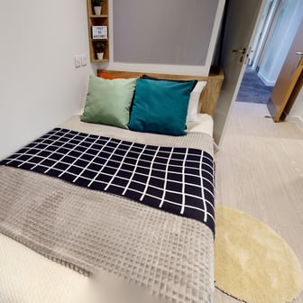 Copper En Suite Plus - Image 1