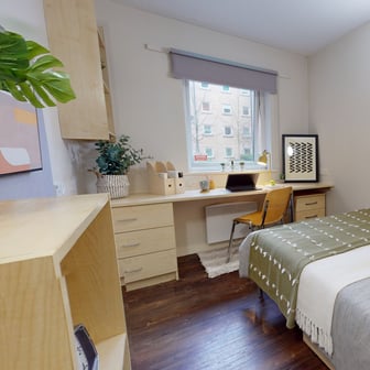 Bronze En Suite Plus - Image 1