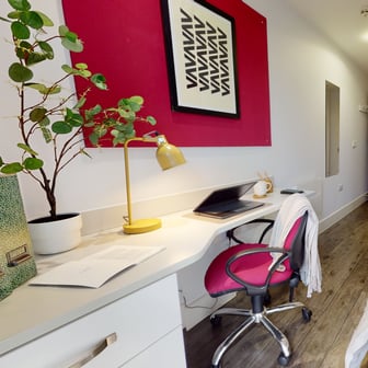 Silver En Suite Plus - Image 1