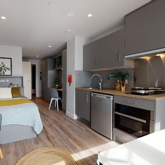 Penthouse Studio - Image 1