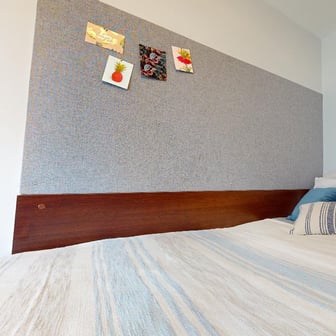 Bronze En Suite - Image 1