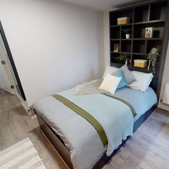 Platinum Studio - Image 1