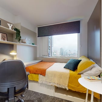 Silver En Suite Plus - Image 1