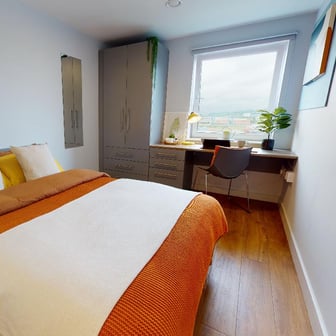 Platinum En Suite - Image 1