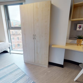 Copper En Suite - Image 1