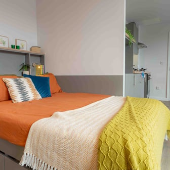 Platinum Studio - Image 1