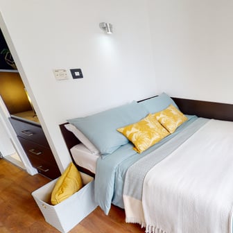 Platinum En Suite - Image 1