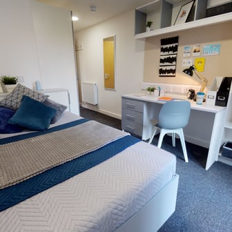 Bronze En Suite Plus - Image 1