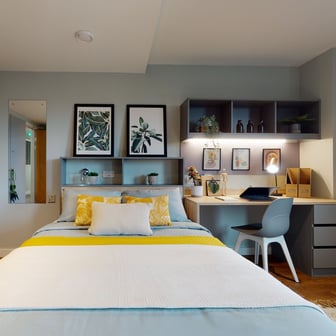 Gold Studio (Accessible) - Image 1