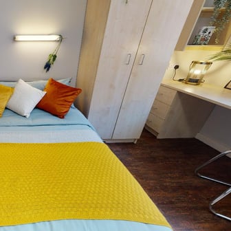 Gold En Suite Plus - Image 1