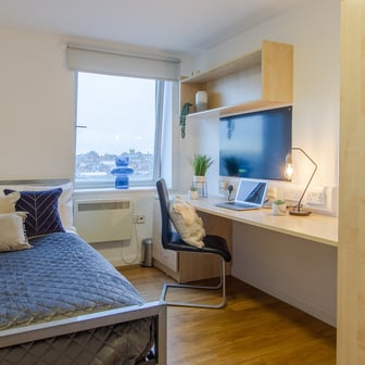 Bronze Plus 6-7 Bed Room - Image 1
