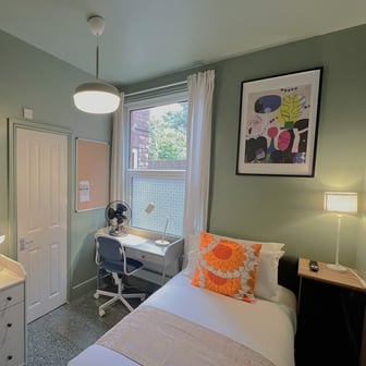 Room 2 - Image 1
