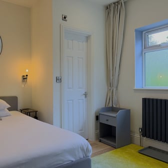 Room 5 - Image 1