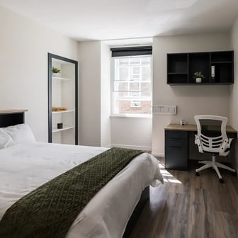 Standard 2 Bed - Image 1