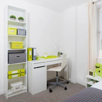 6 Bed Premium Plus - Image 3
