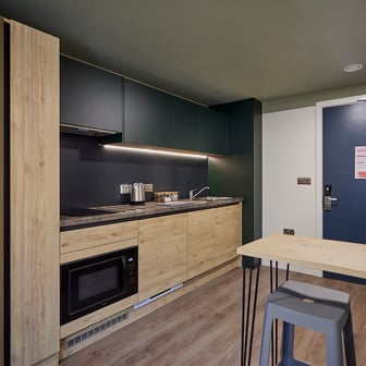 Studio Plus - Image 2