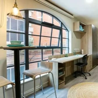 Corner Studio - Image 1
