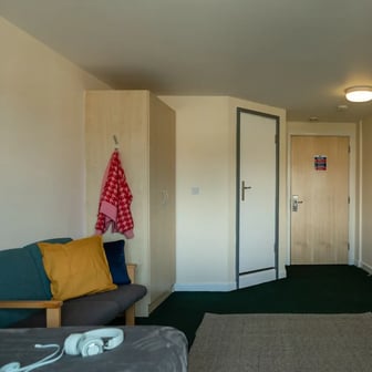 En suite – Platinum - Image 3