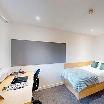 2 Bed Accessible Apartment - Image 1