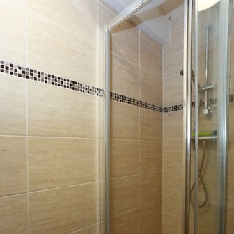 Bronze Non Ensuite - Large - Image 3