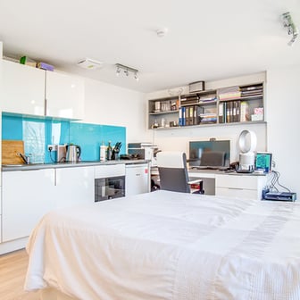 Penthouse Studio - Image 2