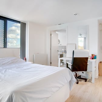 Penthouse Studio - Image 3