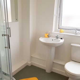 Silver Non Ensuite - Image 7