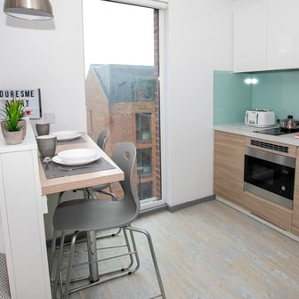 Premium Twin Studio