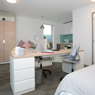 Premium Twin Studio