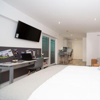 Silver Plus Studio - Image 6