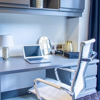 Classic 2 Bed Apartment - Image 3
