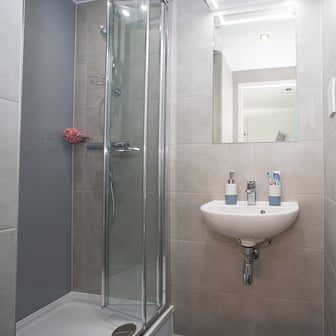 Bronze Plus Studio - Image 5