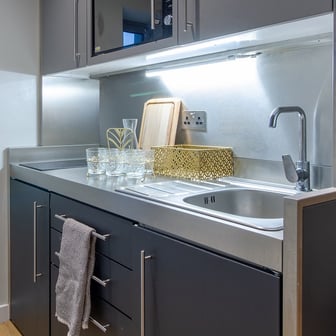 2 Bed Apartment - Image 5