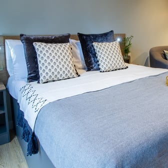 Luxury Studio - Image 1