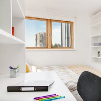 Gold Ensuite - Image 8