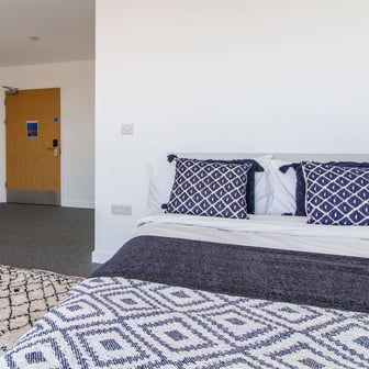 XL Premium Ensuite - Image 1