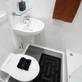 Standard Ensuite - Image 5