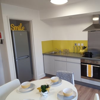 Silver Ensuite - Image 5
