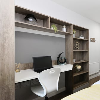 Gold En Suite - Image 1