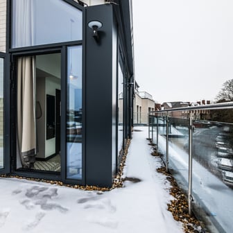 Premium Balcony Studio - Image 6