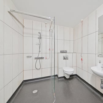 Luxury Plus Studio - Image 4