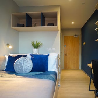 Classic Ensuite - Image 1