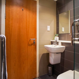 2 Bedroom Apartment - Image 7