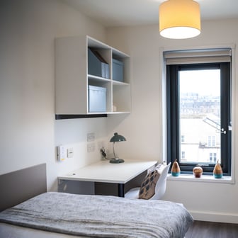 5 Bed Ensuite - Image 1