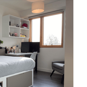 Luxury Studio - Image 1